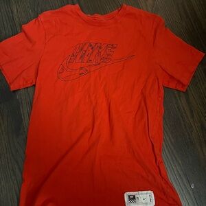 Men’s Nike Graphic Orange Short Sleeve Tee Size Small